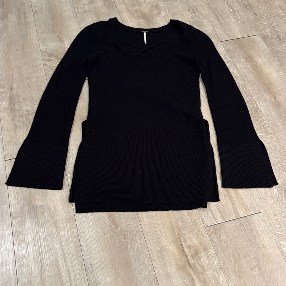 Free People Charcoal Knit Long Top With Slits on Side and Sleeves Size XS